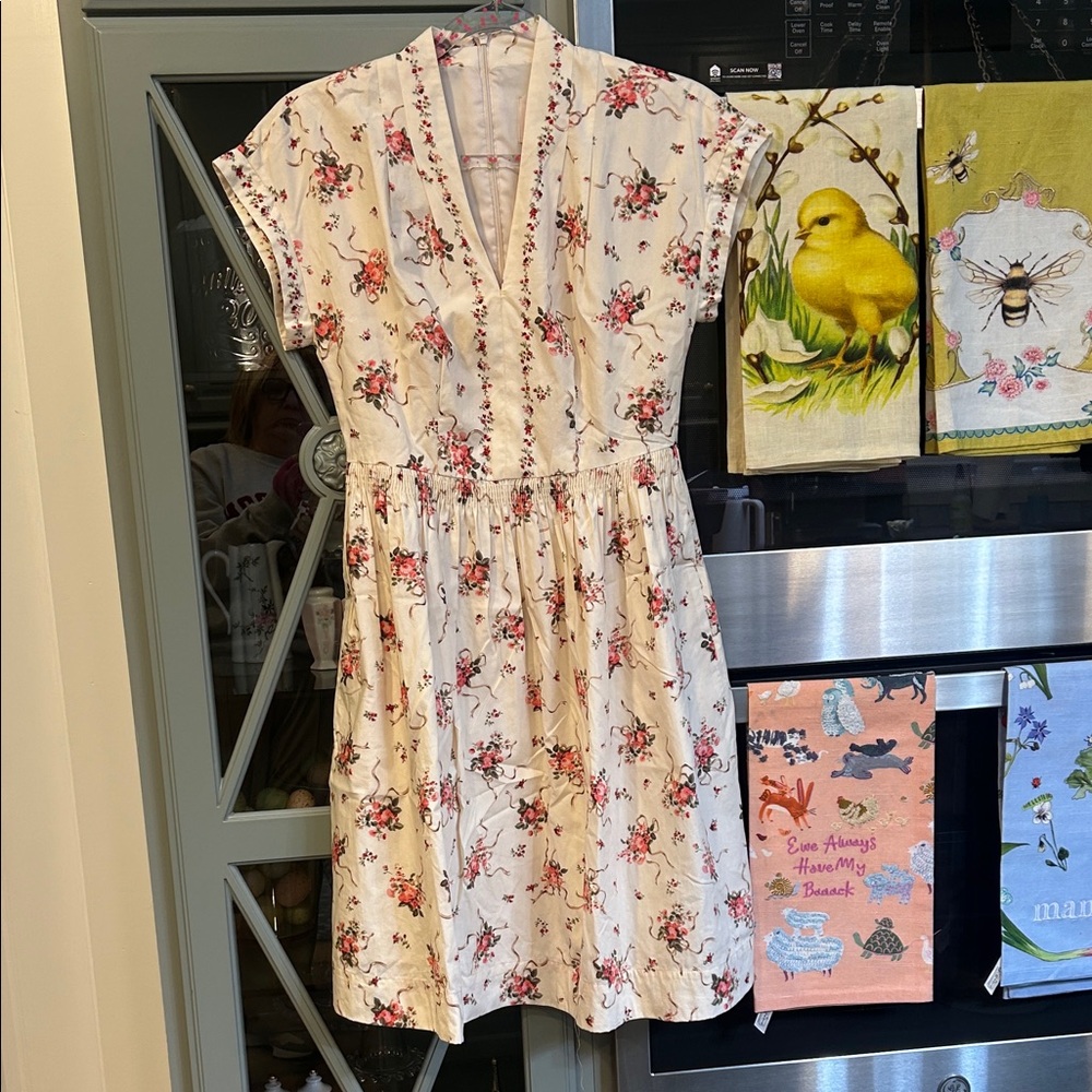 Gal Meets Glam Cream and Pink Floral Dress